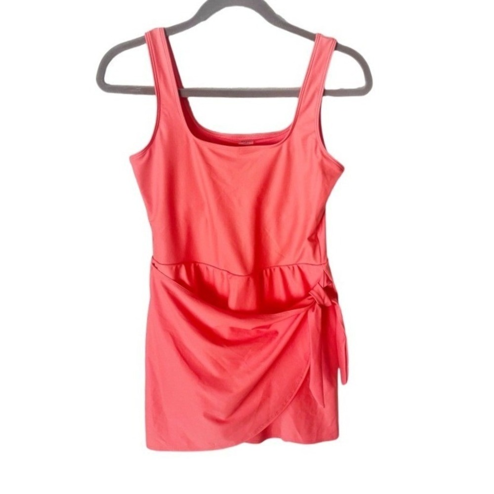 Old Navy Coral Wrap Front One Piece Swimsuit Swim Dress Size Medium Modest